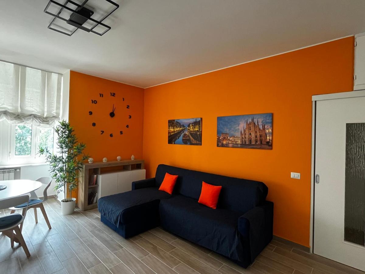 The Bright Place: Wide And Modern Condo Apartment In Milan, Milan